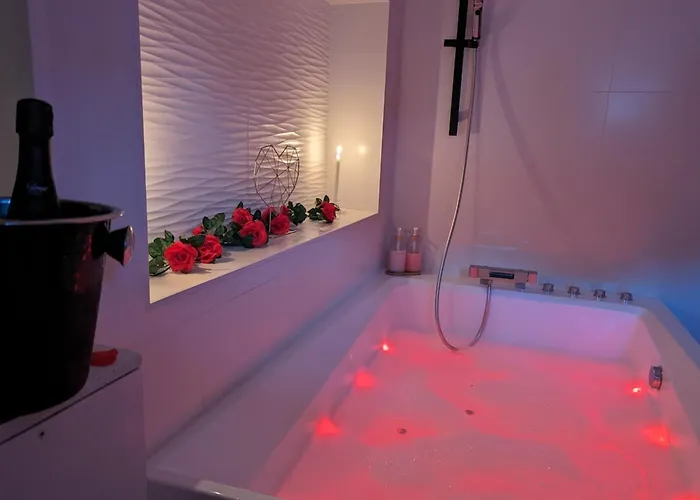 Perpignan Jacuzzi&ambiance Romantique * Villeneuve-de-la-Raho